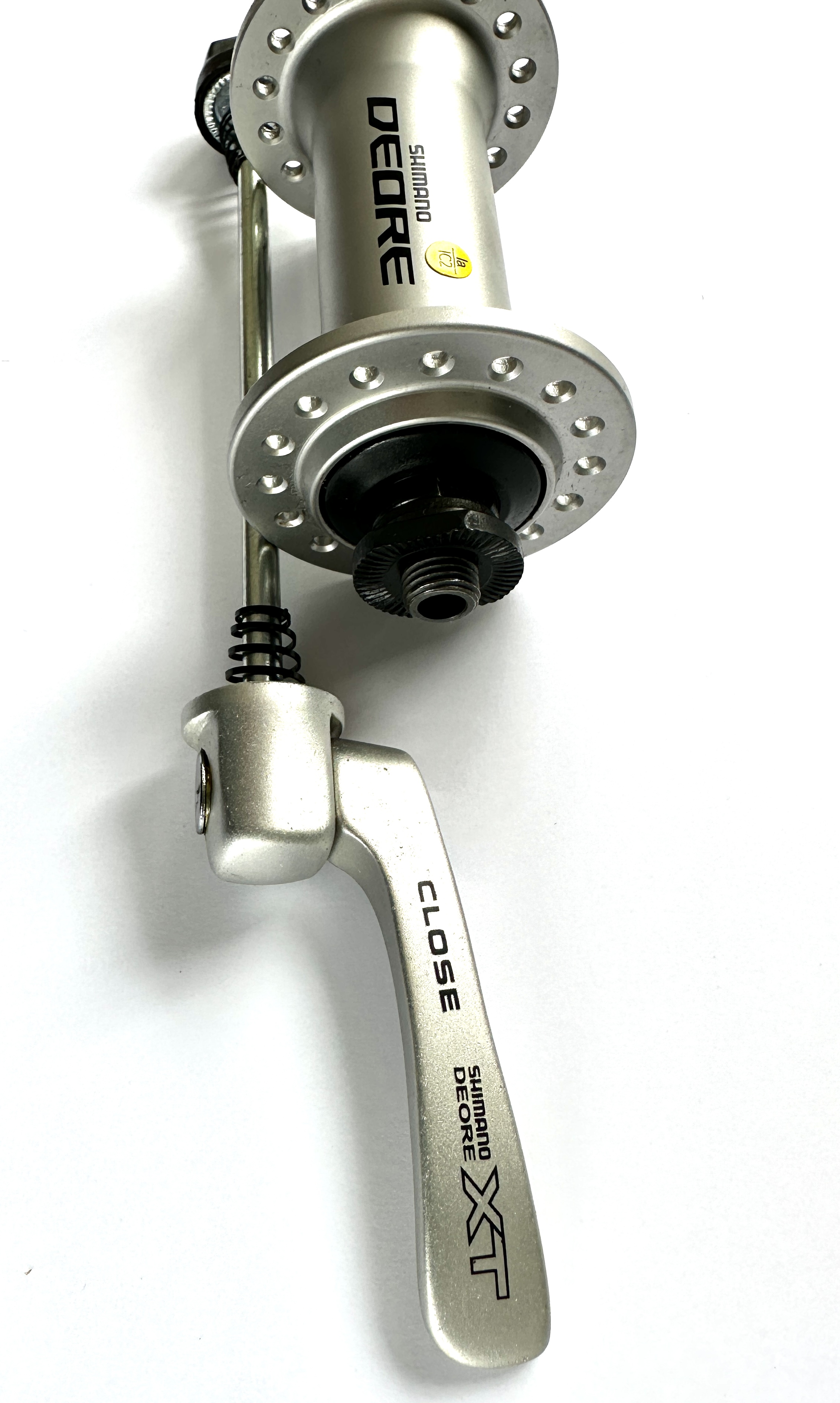 Shimano Deore HB-M590 Vorderradnabe 32-Loch, silber