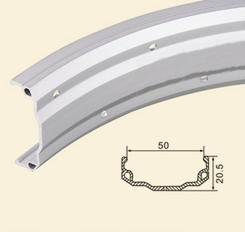 Alufelge 24 Zoll 57 mm hochglanzpoliert