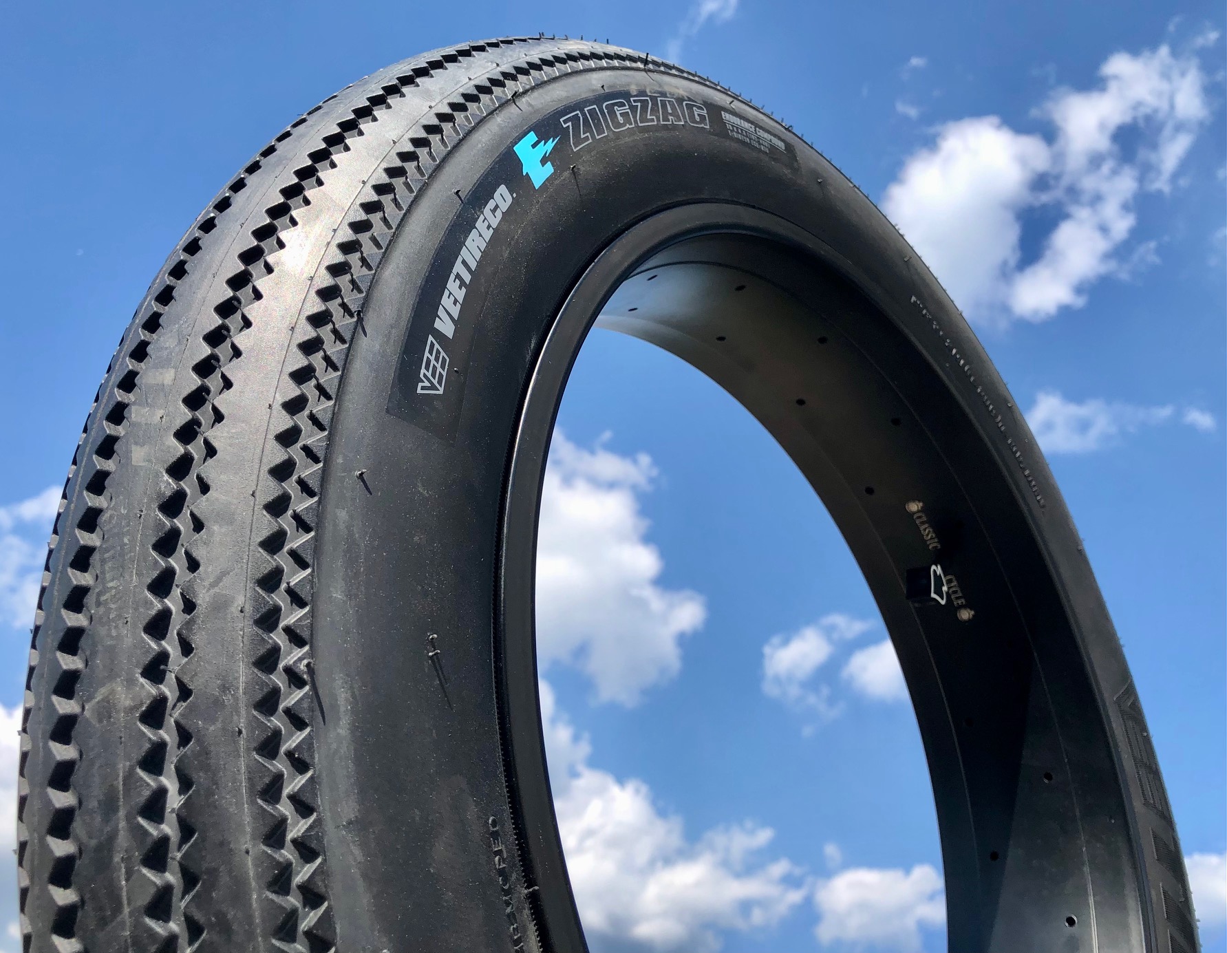 204 Reifen Zig Zag 20 x 4.0 - 97/102 - 406