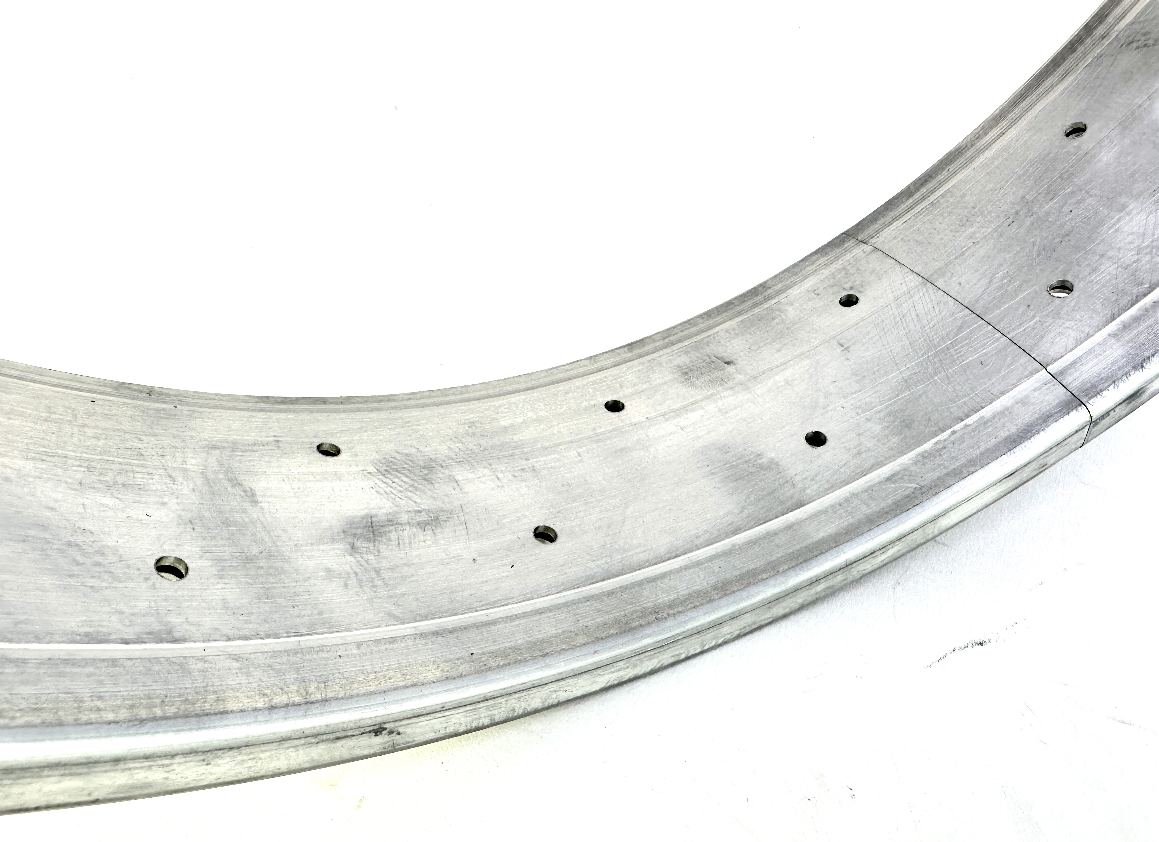 Alufelge 20 Zoll 82 mm roh