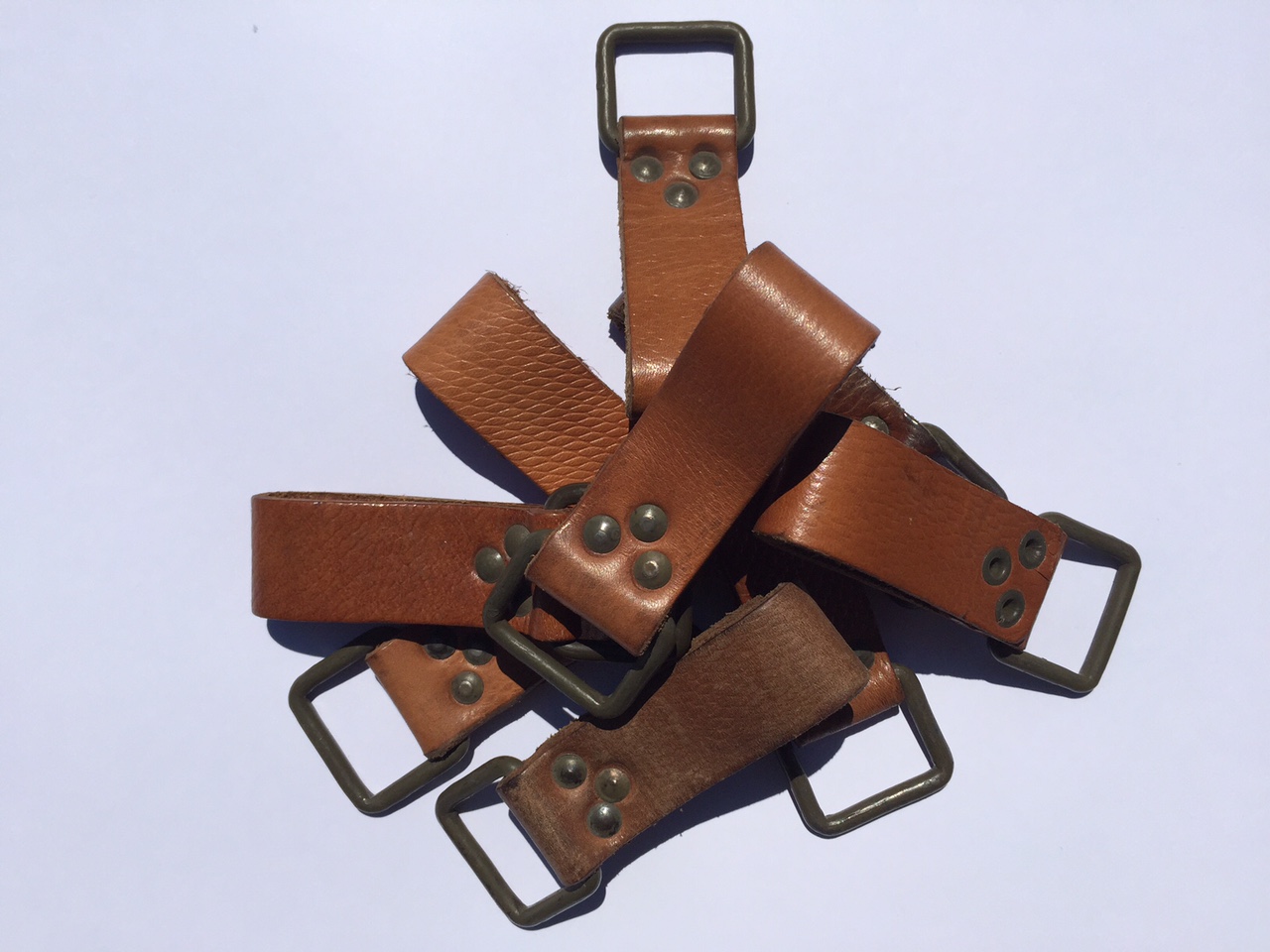 Universalhalter / Lederschlaufe mit Metallschnalle