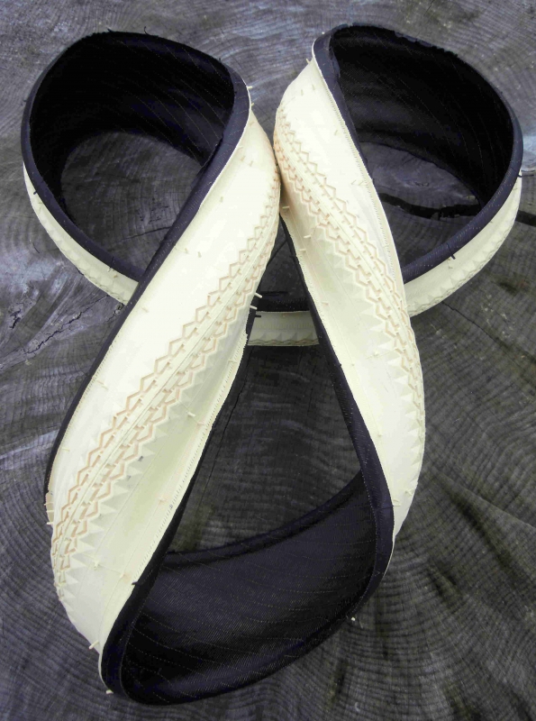 Wulstreifen 28 x 1 1/2 Creme