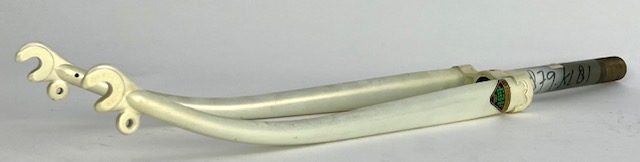 Rennradgabel mit Campagnolo Ausfallenden 700c 70-80er Jahre  Schaftlänge: 180 mm Perlmutt