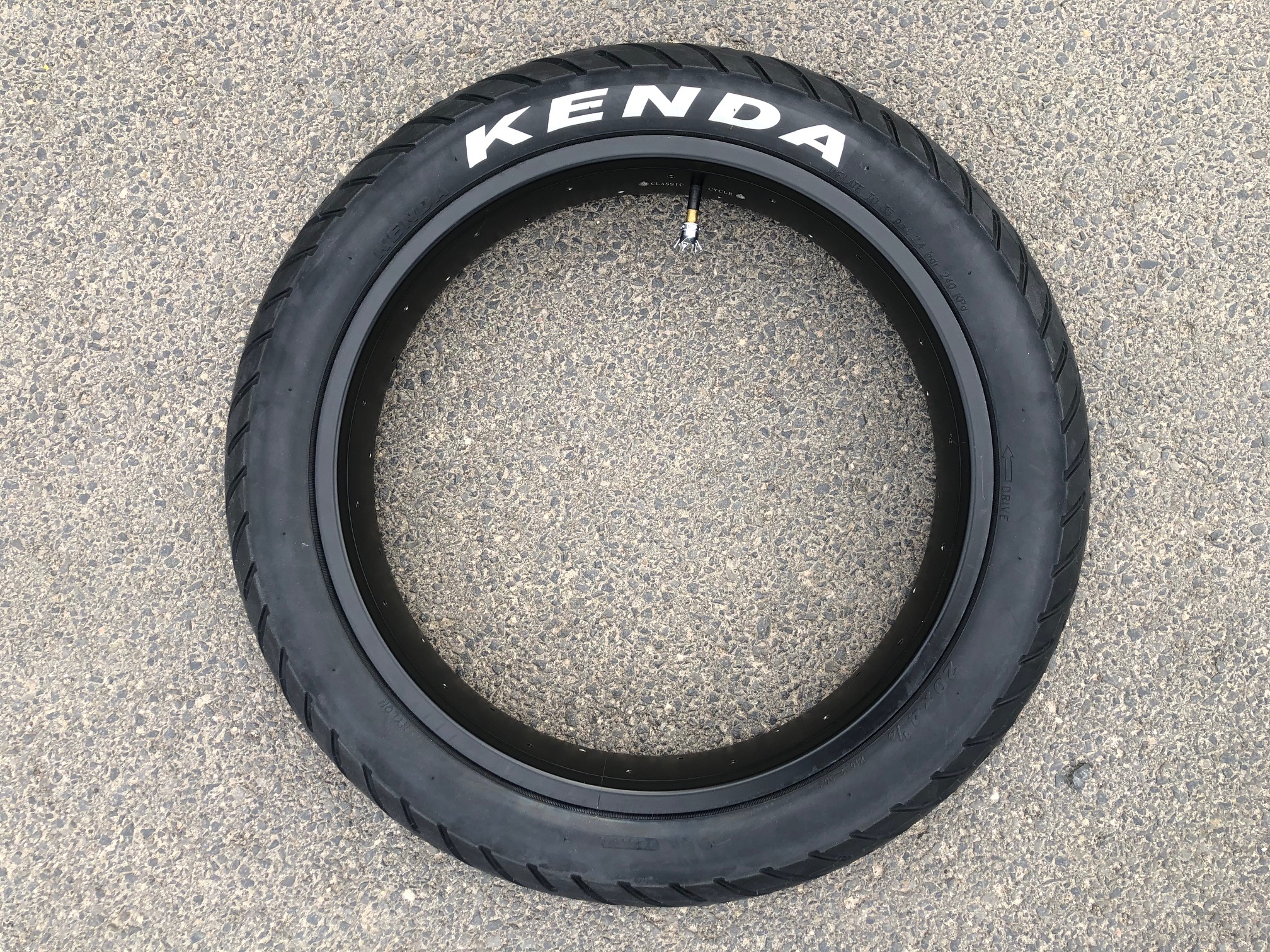 204 Reifen Kenda Kraze 20 x 4 1/4 Motorradprofil