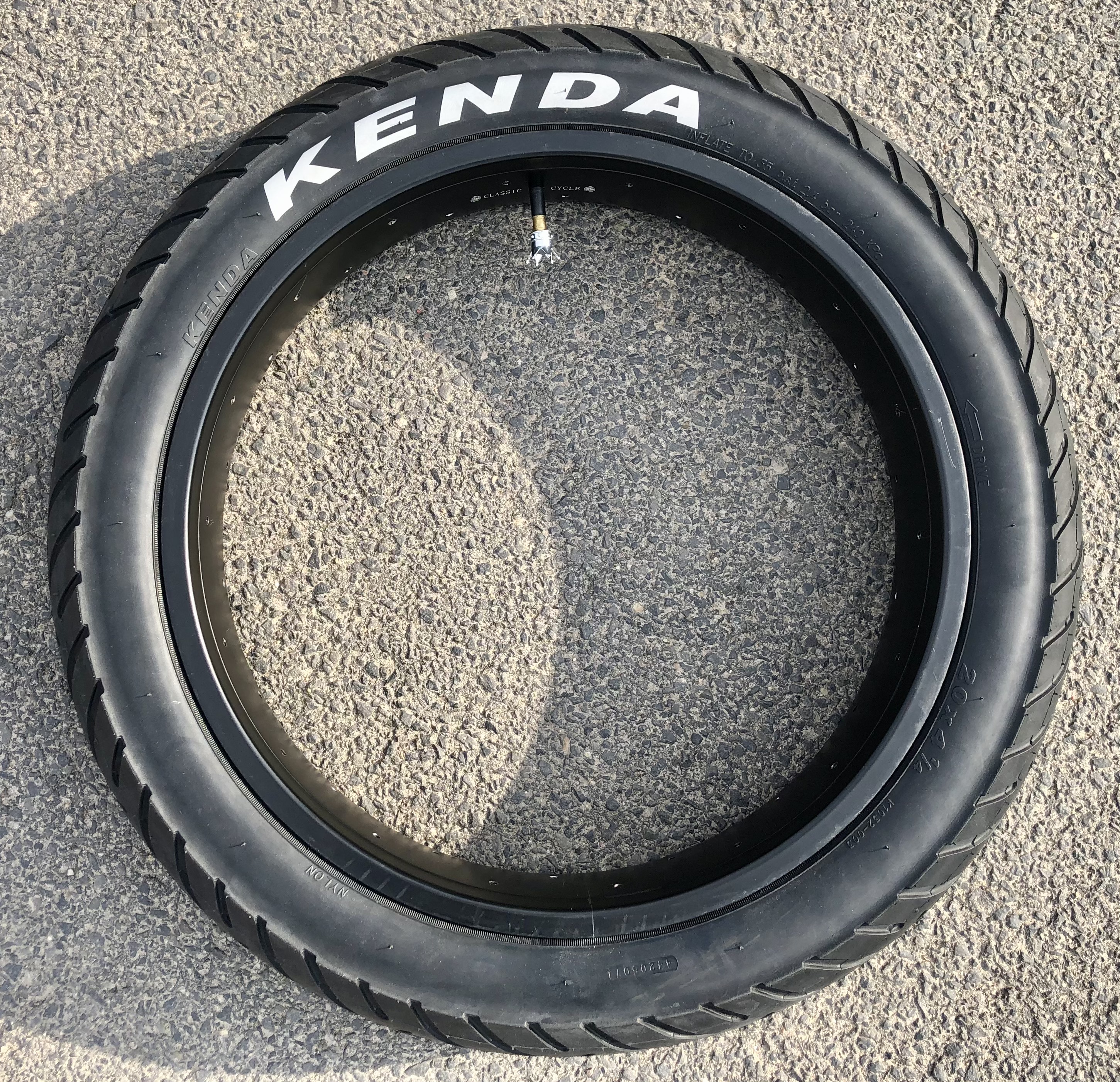 204 Reifen Kenda Kraze 20 x 4 1/4 Motorradprofil