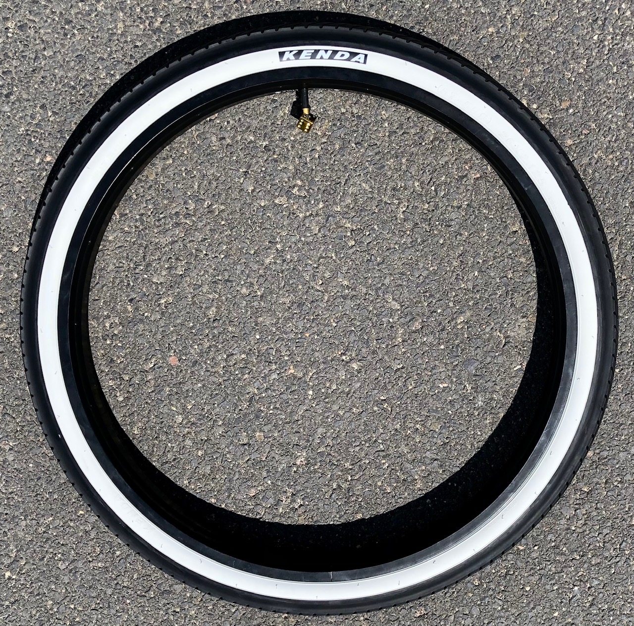 Reifen Kenda Kraze 26 x 2.125 Motorradprofil, schwarz Weißwand