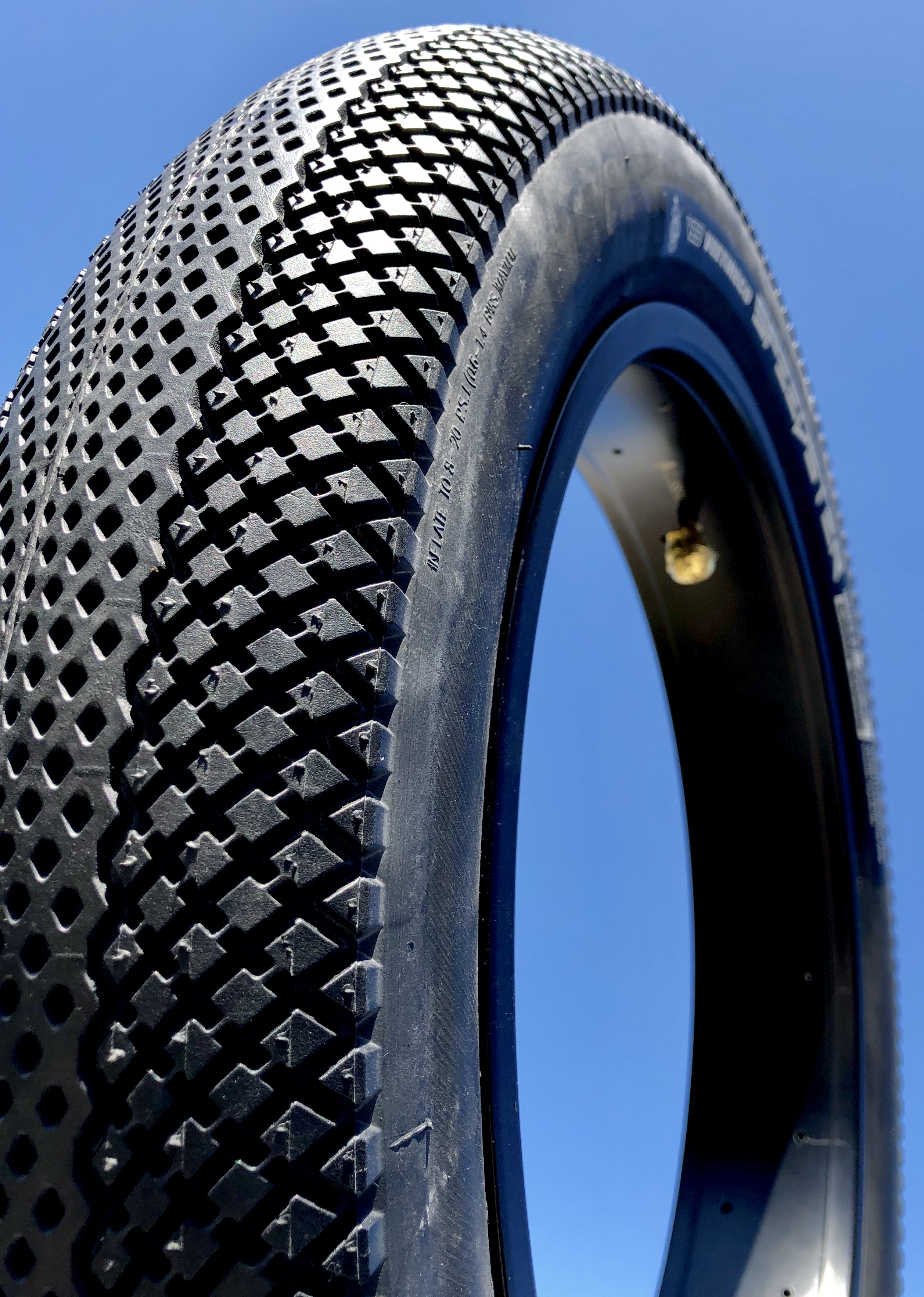 204 Vee Rubber E-Speedster Reifen 20 x 4  Zoll reinschwarz