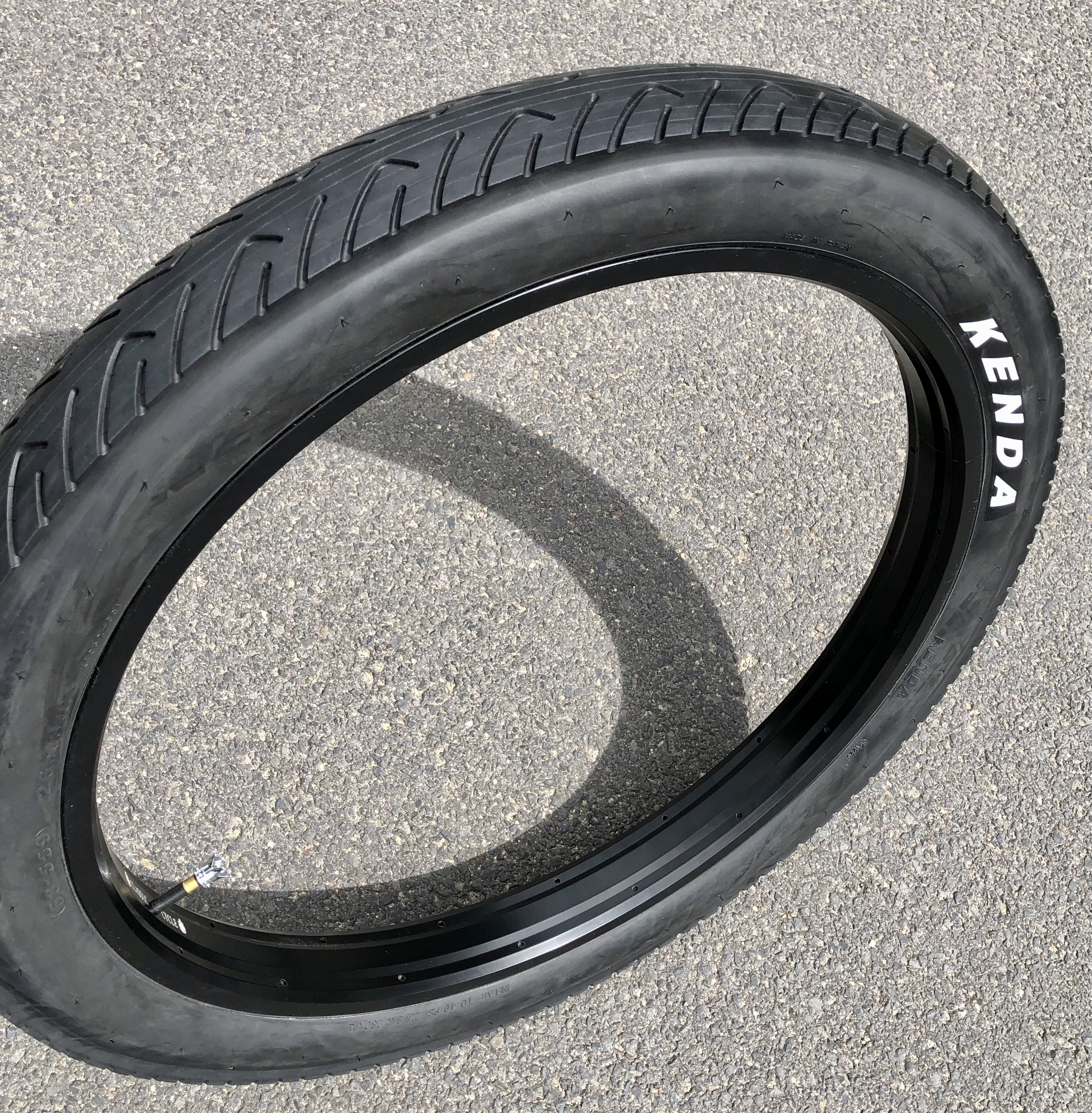 Reifen Kenda Kraze 26 x 3.0 Motorradprofil