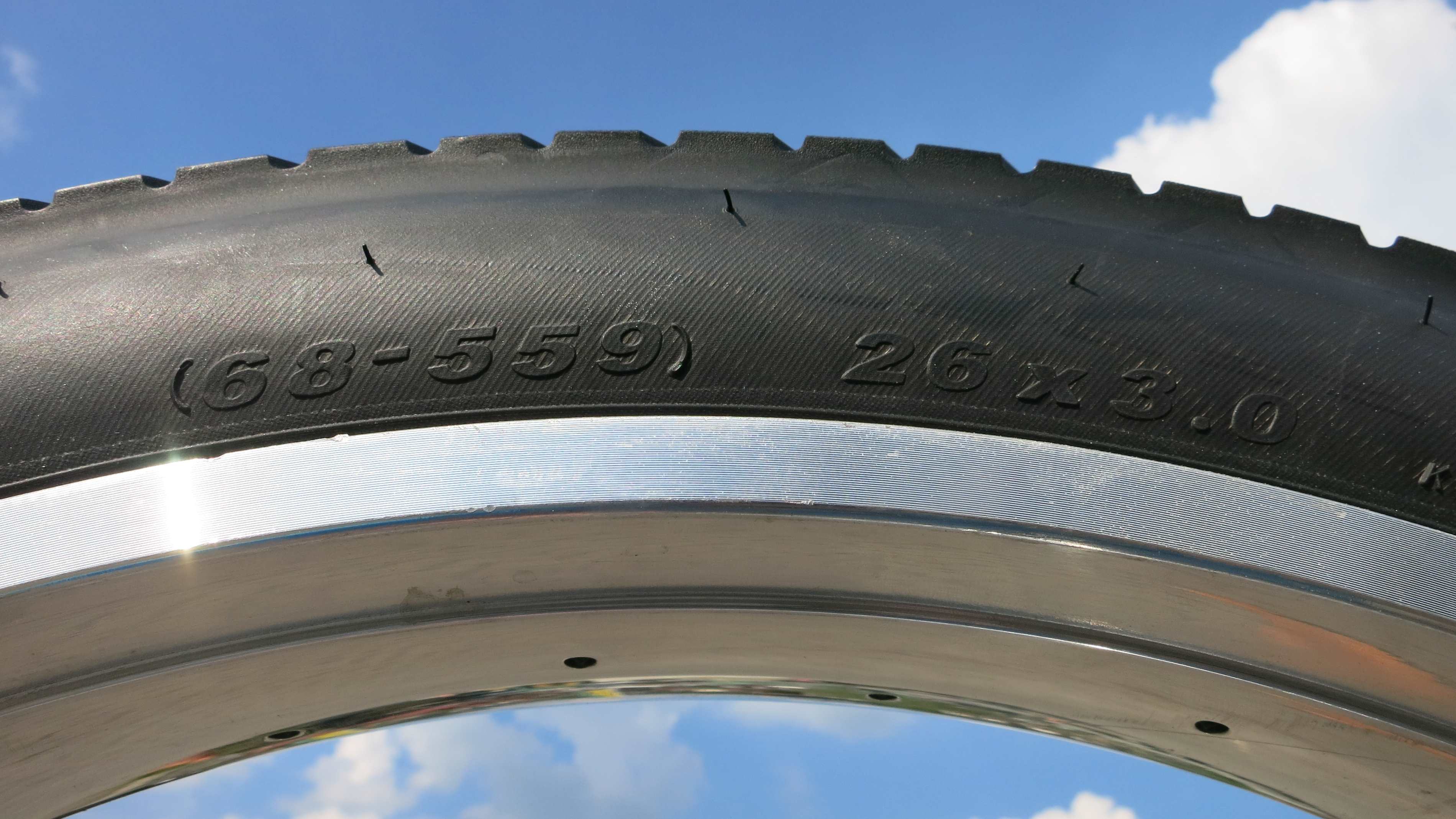 Reifen Kenda Kraze 26 x 3.0 Motorradprofil