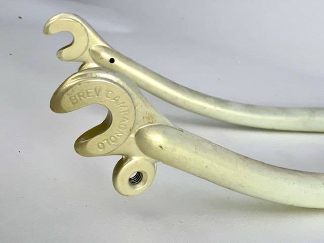 Rennradgabel mit Campagnolo Ausfallenden 700c 70-80er Jahre  Schaftlänge:225 mm Perlmutt