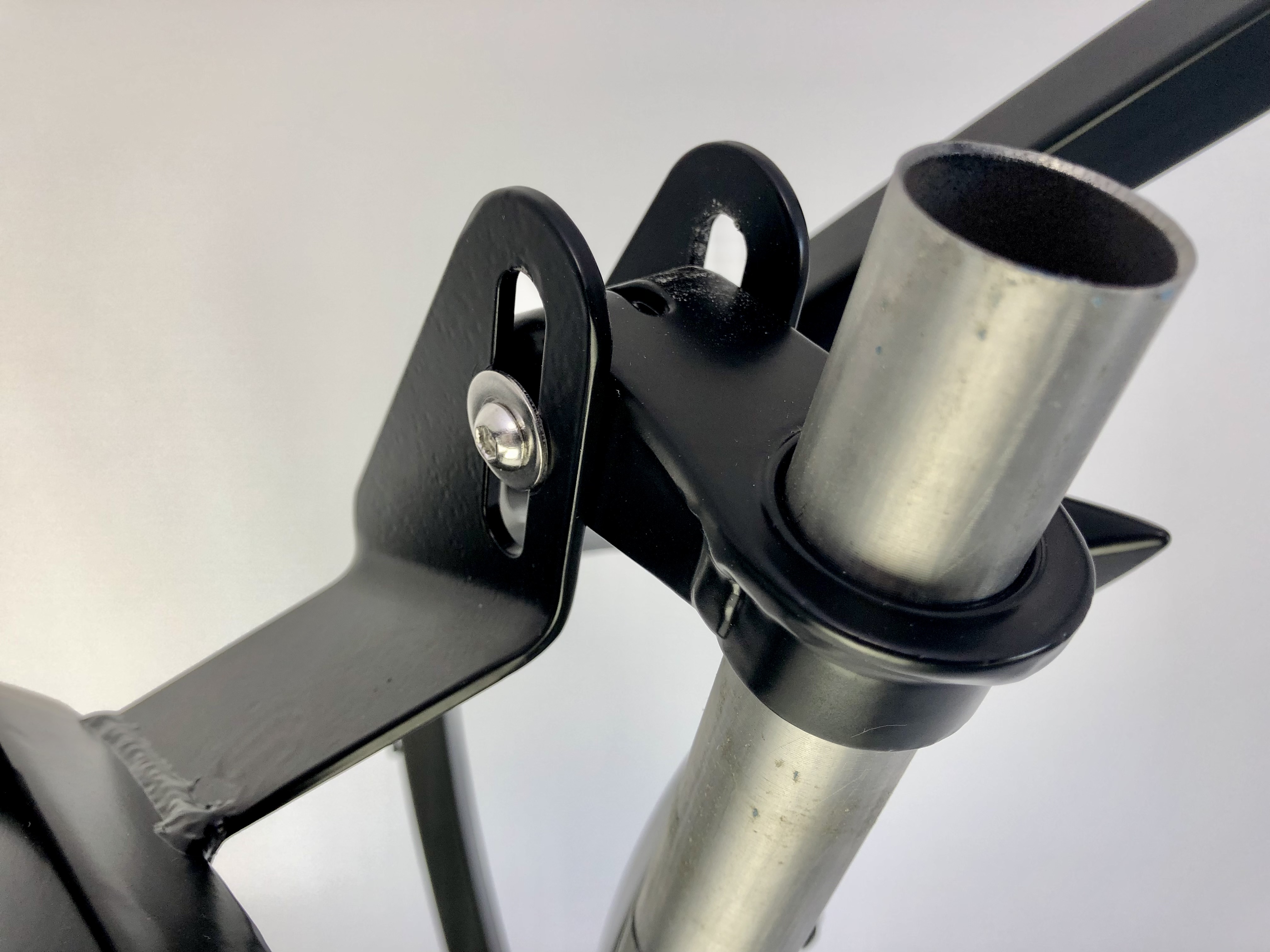 Black  Beast, exklusive Kombination aus Gabel und Lenker