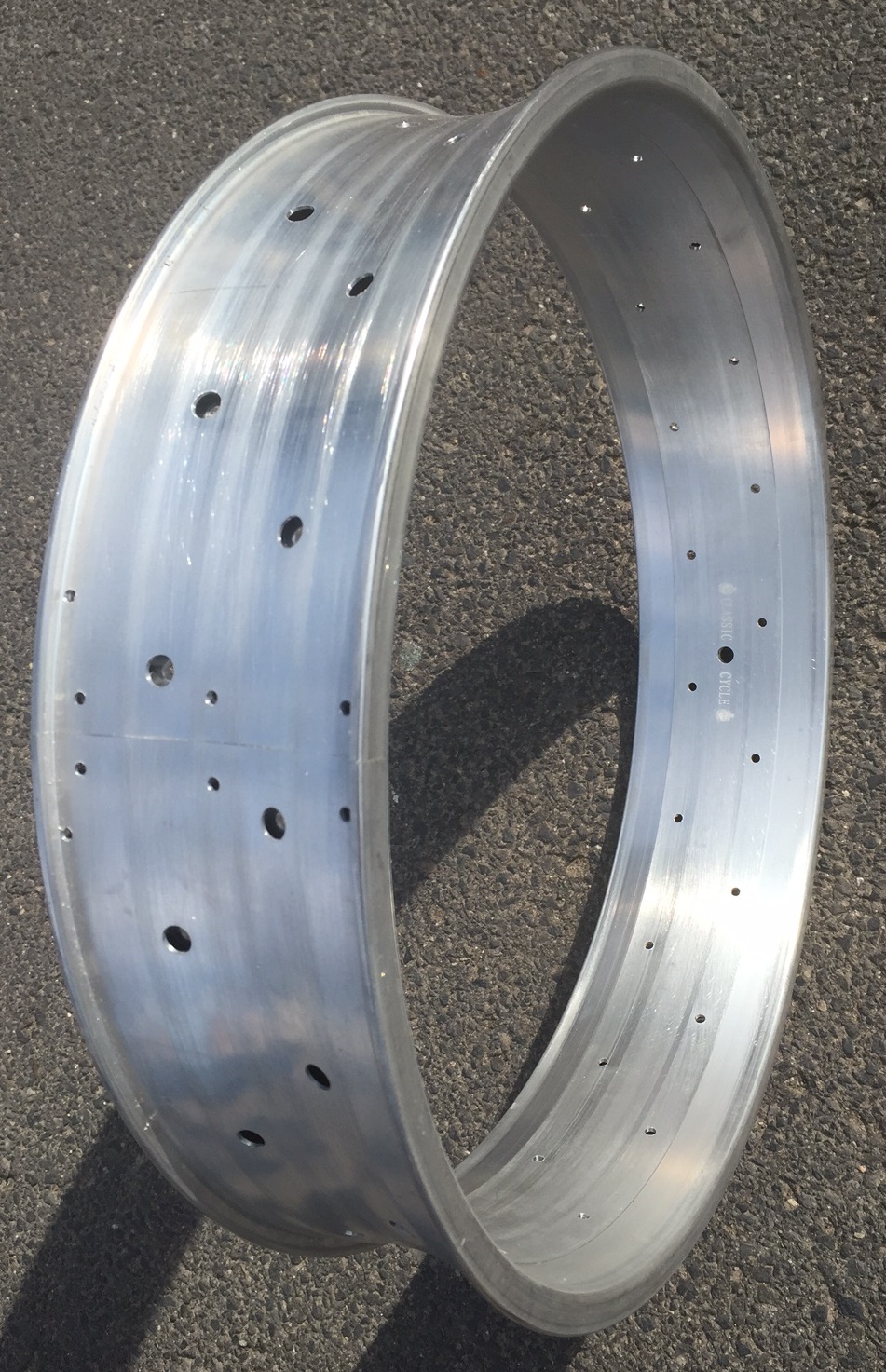 Alufelge 20 Zoll 102 mm roh  unlackiert