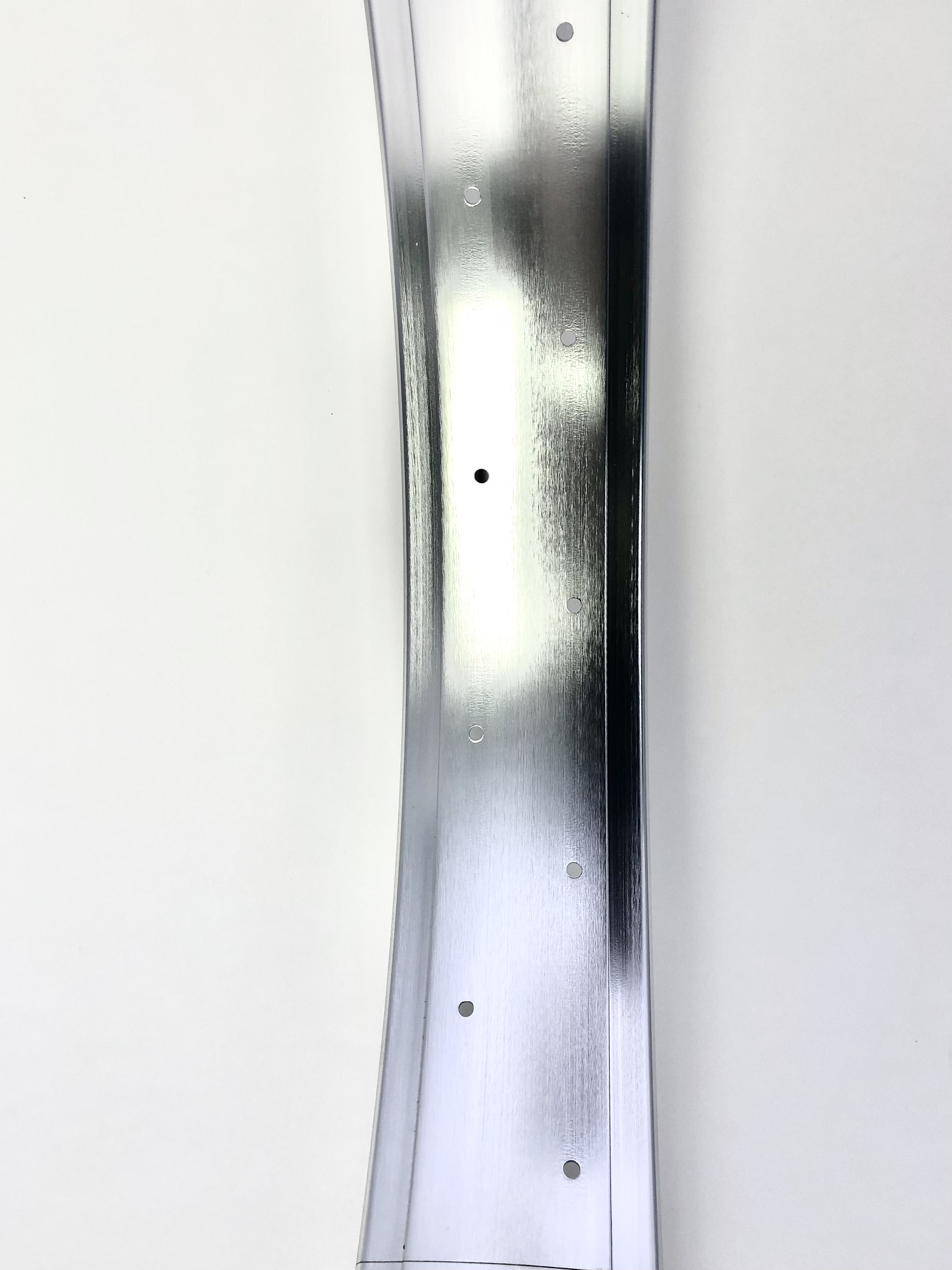Alufelge 24 Zoll 80 mm Alu gebürstet