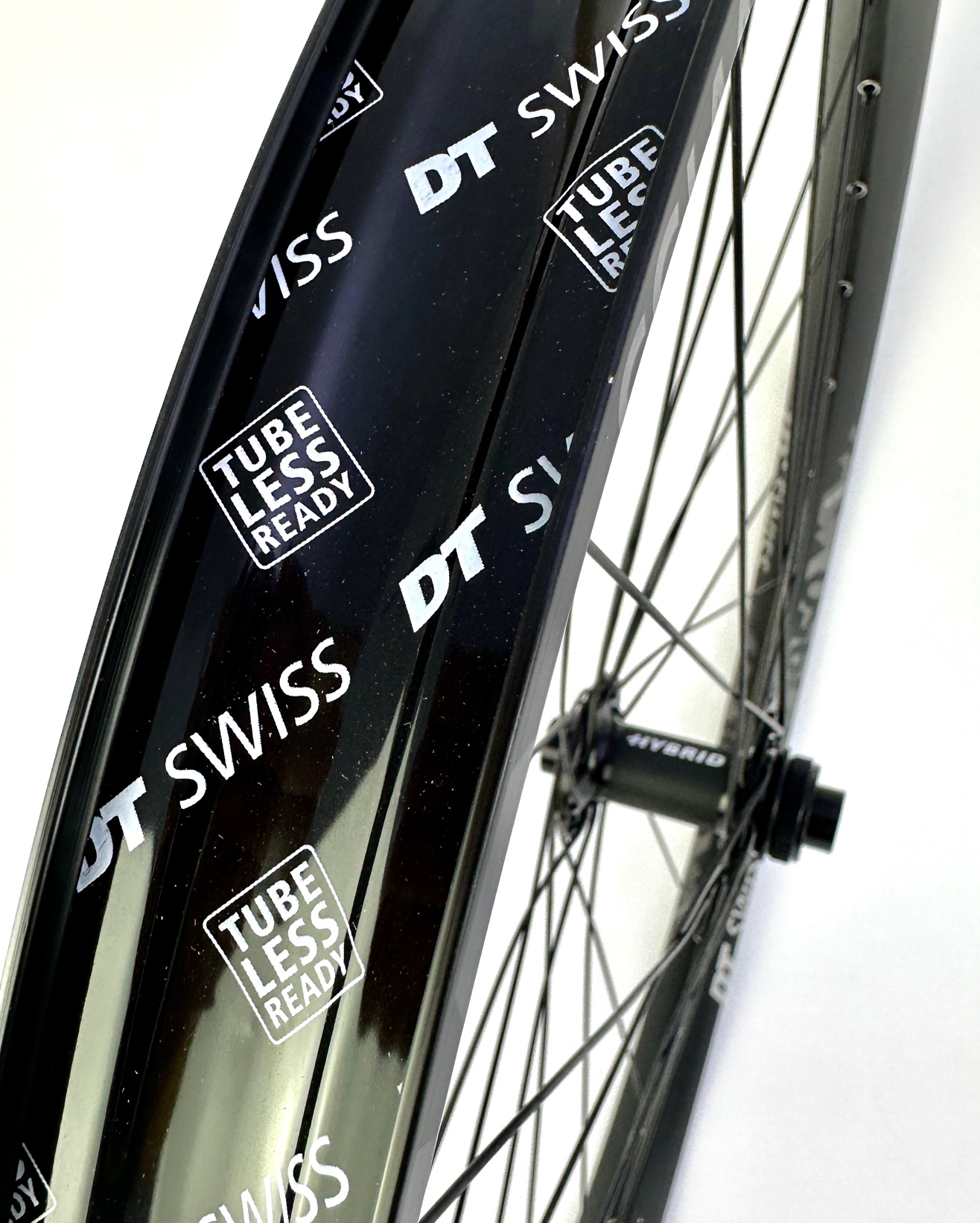 DT Swiss H1950 Classic Hybrid Alu Vorderrad 27" 650B 35mm