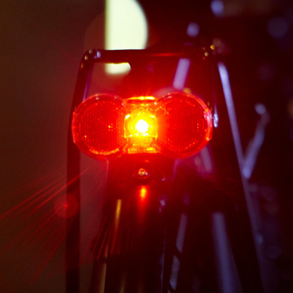 Busch + Müller Toplight Flat plus, Dynamo Rücklicht