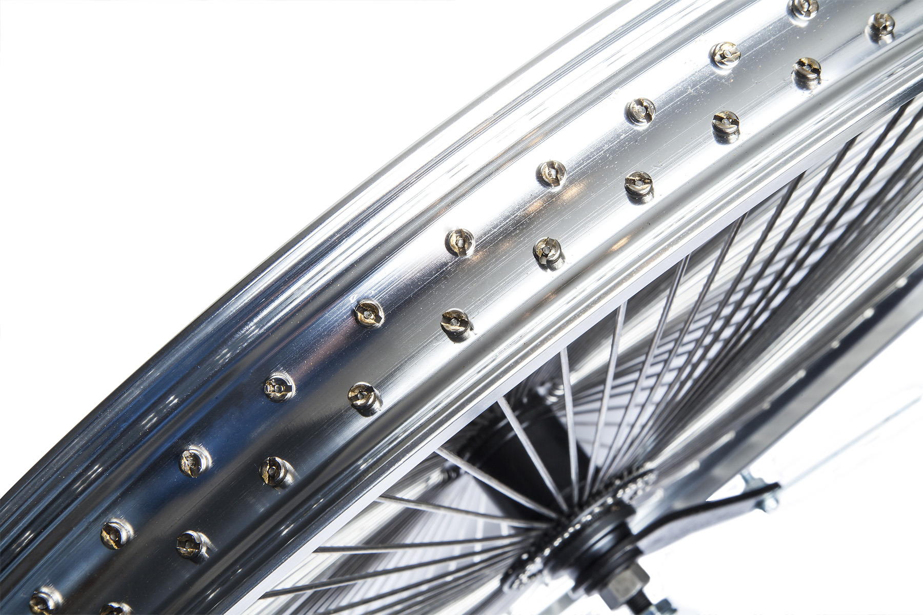 26 Hinterrad 140 Speichen Alu poliert