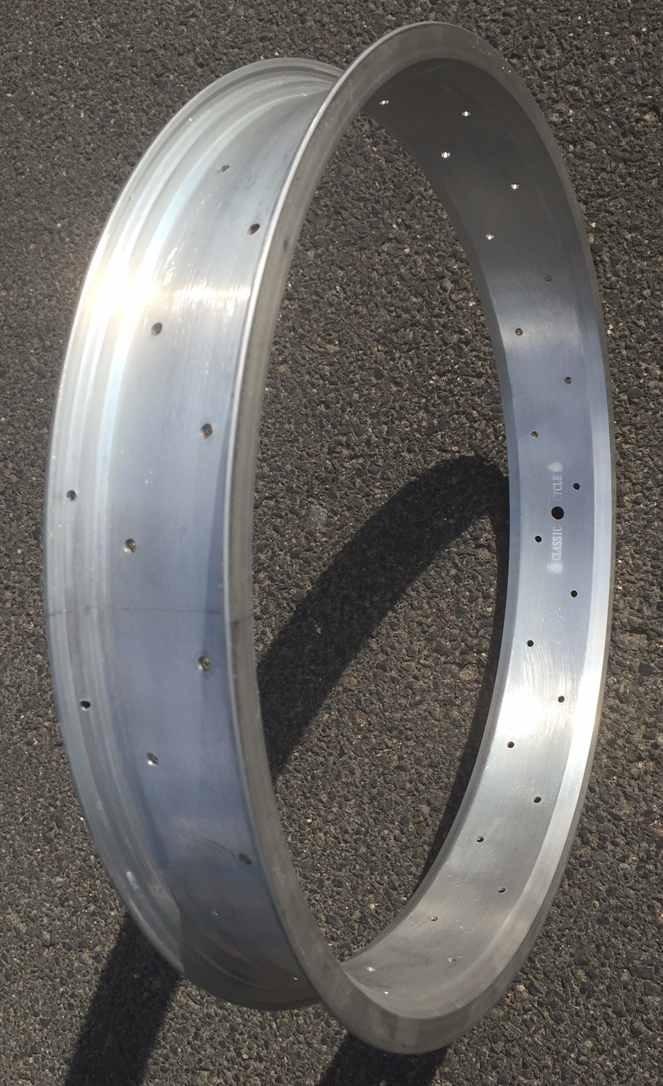 Alufelge 20 Zoll 67 mm roh  unlackiert