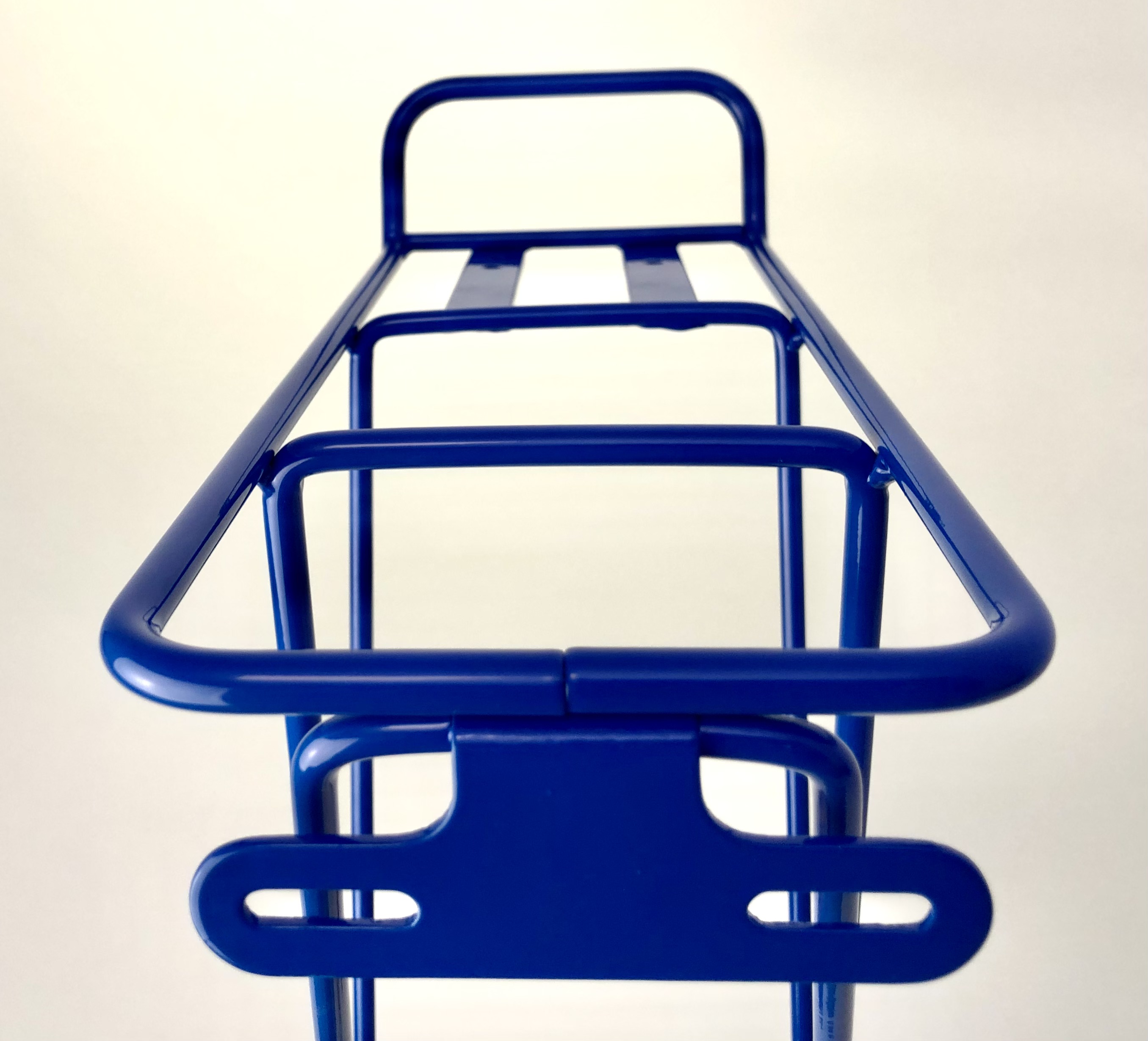 Gepäckträger Alu für 27/28er Räder blau