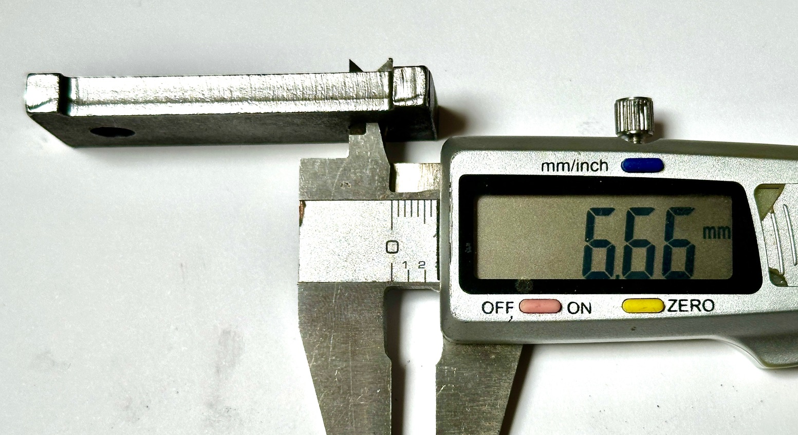 Montageplatte für Klappständer Lochabstand: 40 mm