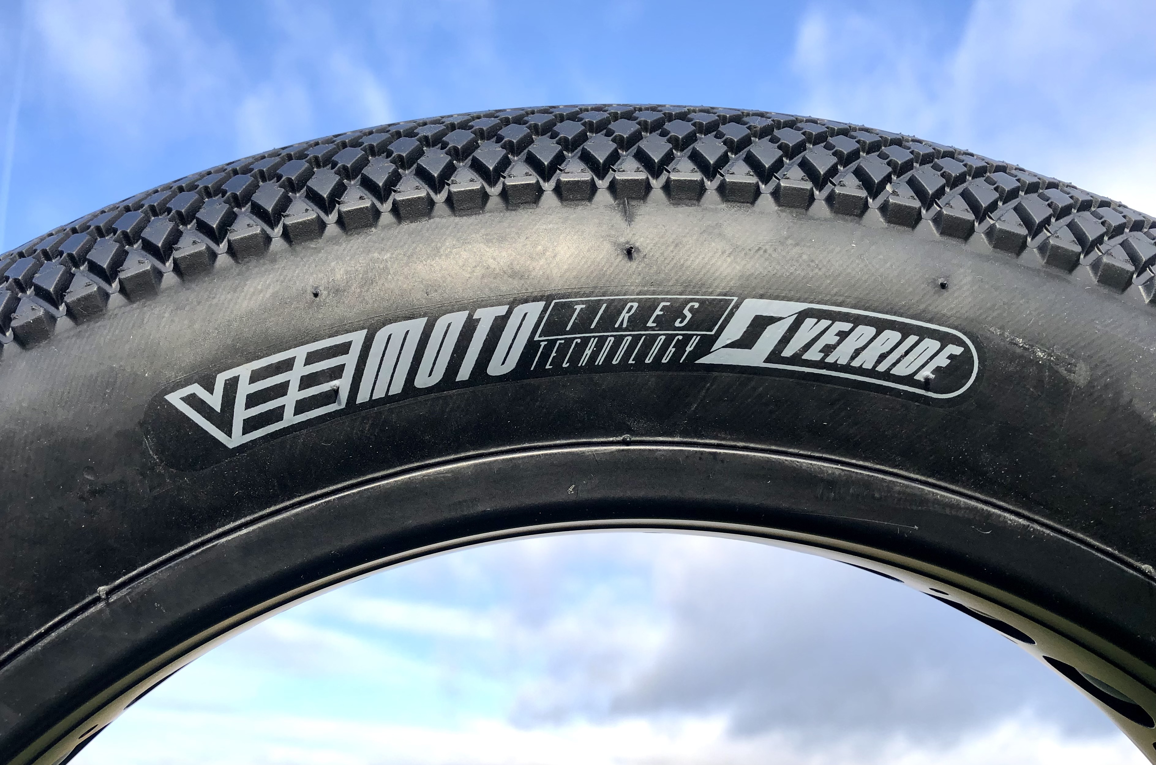 204 Vee Rubber E-Speedster Reifen 20 x 4  Zoll reinschwarz