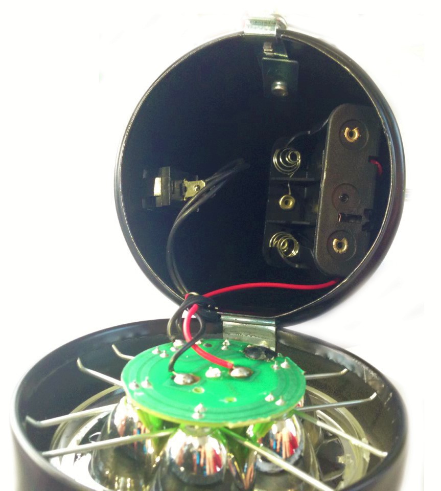 6 LED Frontlampe Batterie 80 mm chrom