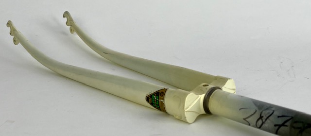 Rennradgabel mit Campagnolo Ausfallenden 700c 70-80er Jahre  Schaftlänge:225 mm Perlmutt