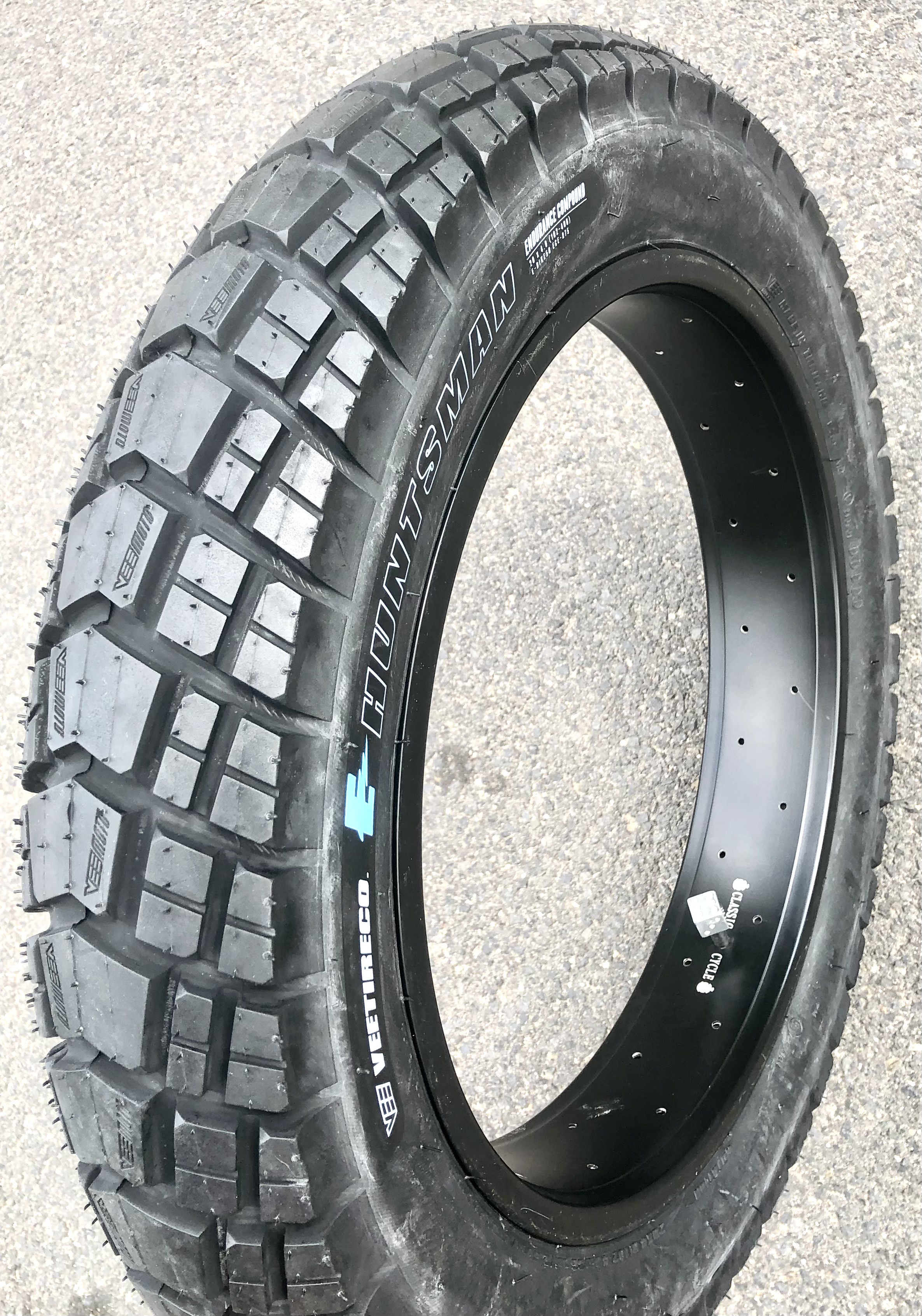 204 Vee Rubber E-Huntsman Reifen 20 x 4.0  Zoll reinschwarz