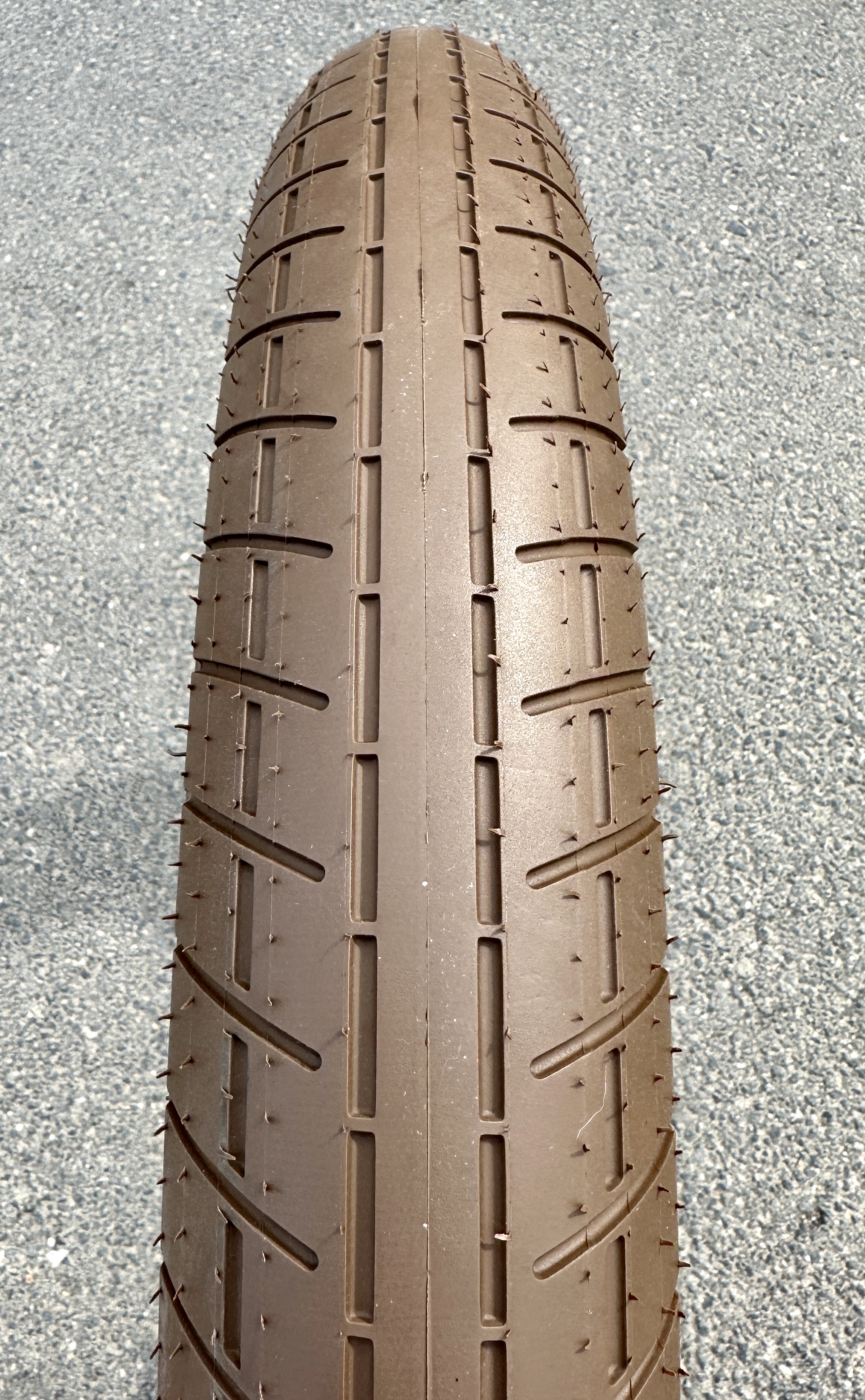 Reifen Street Brick Semi Slick 26 x 3.0 braun