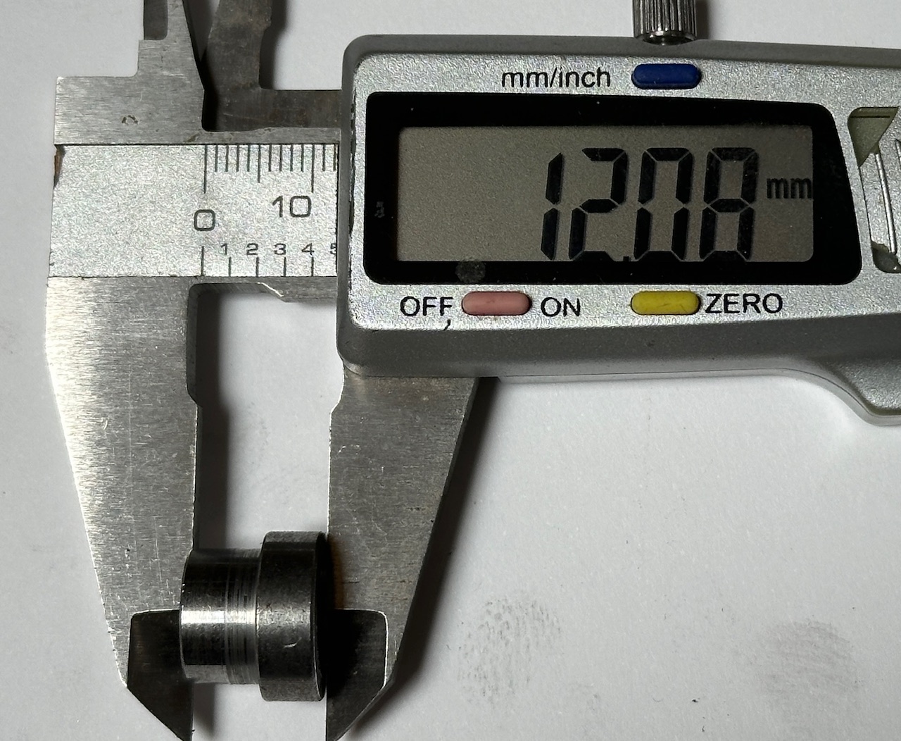 Einschweißgewinde / Schweißmuffe mit 5 mm Bund M10